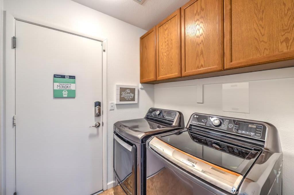 Family Fun For Everyone In Las Vegas- 4 Bedrooms, Billiards, Game Room Henderson Exterior foto
