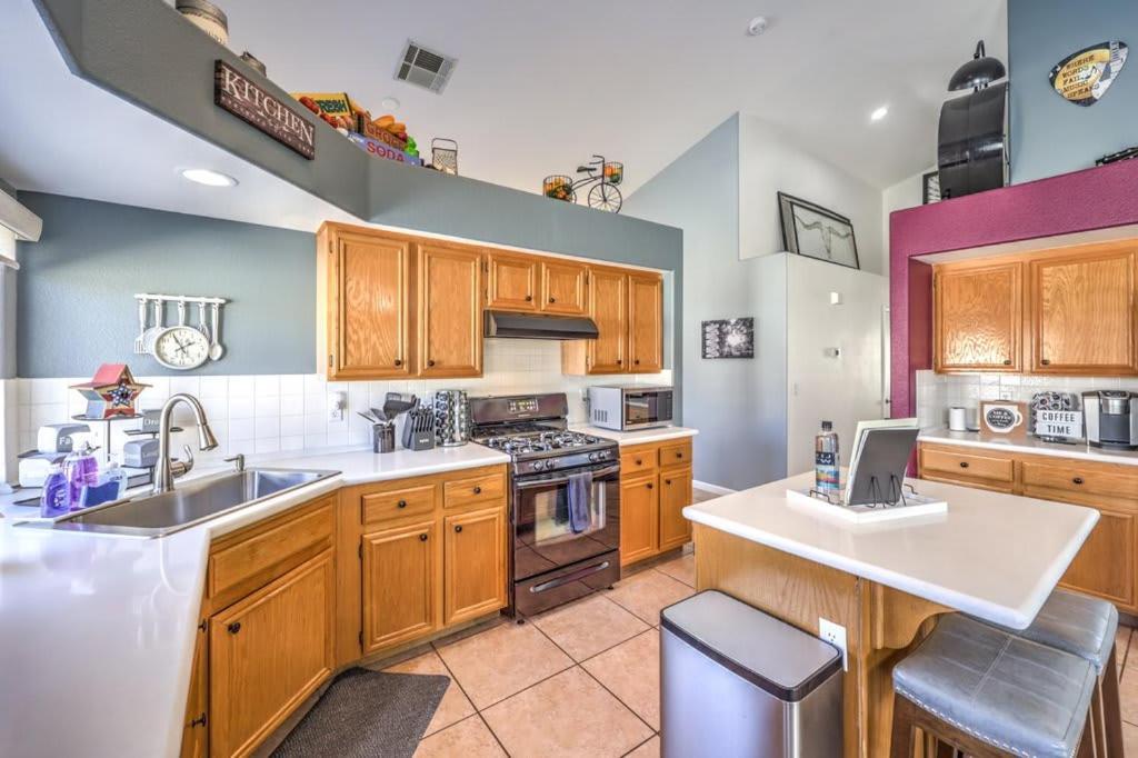 Family Fun For Everyone In Las Vegas- 4 Bedrooms, Billiards, Game Room Henderson Exterior foto